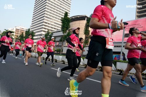 Race photo from Smartfren Run 2025 