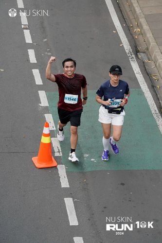 Race photo from Nu Skin Run 10K