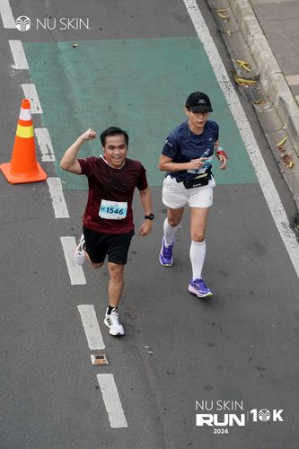 Race photo from Nu Skin Run 10K