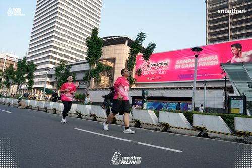 Race photo from Smartfren Run 2025 