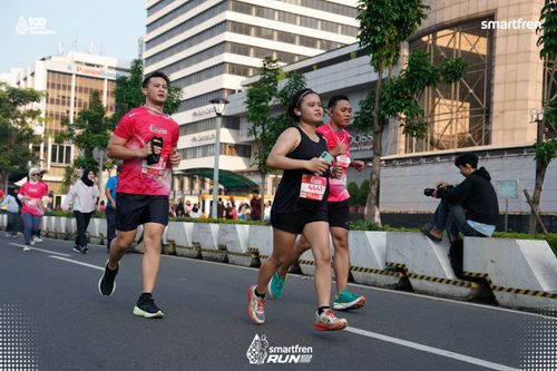 Race photo from Smartfren Run 2025 