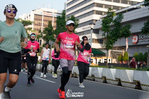 Race photo from Smartfren Run 2025 
