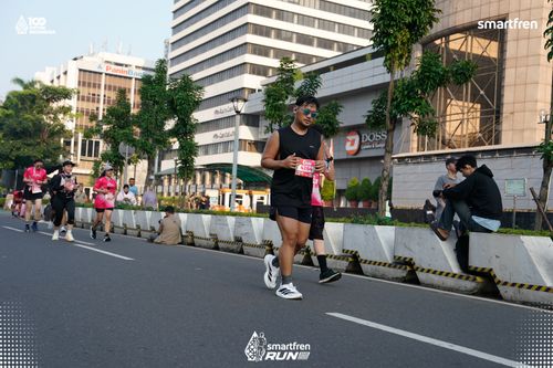 Race photo from Smartfren Run 2025 