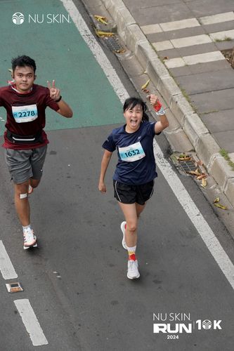 Race photo from Nu Skin Run 10K