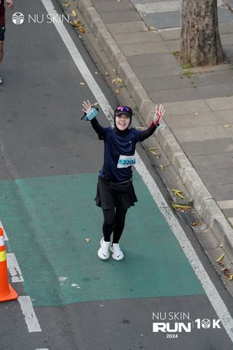 Race photo from Nu Skin Run 10K