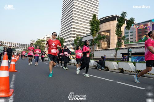 Race photo from Smartfren Run 2025 