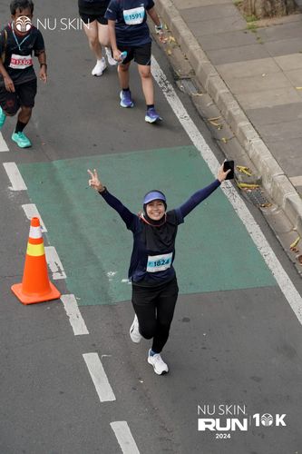 Race photo from Nu Skin Run 10K
