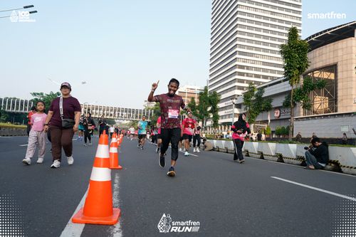 Race photo from Smartfren Run 2025 