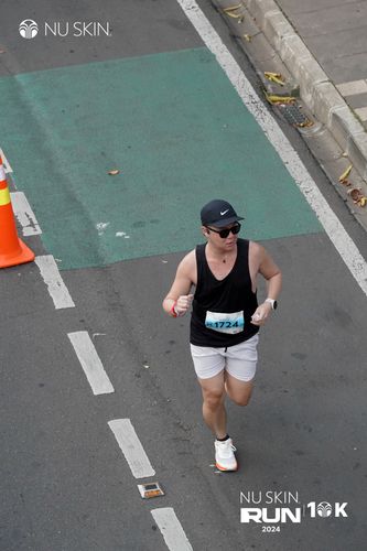 Race photo from Nu Skin Run 10K