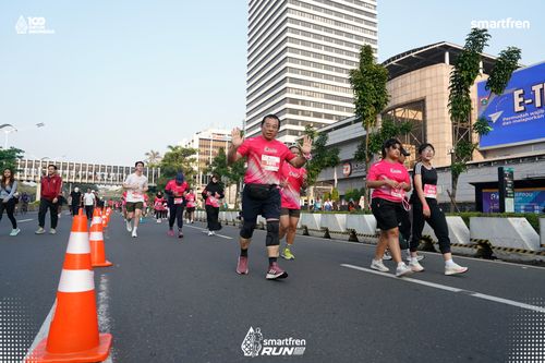 Race photo from Smartfren Run 2025 