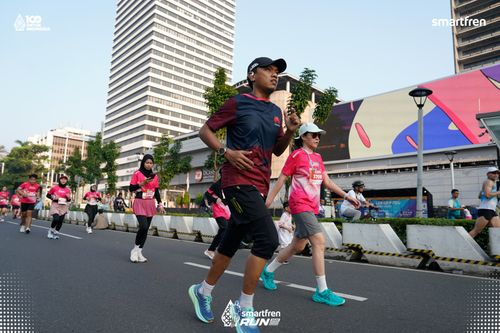 Race photo from Smartfren Run 2025 