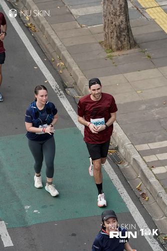 Race photo from Nu Skin Run 10K