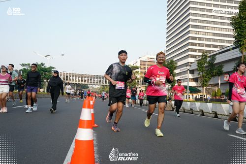 Race photo from Smartfren Run 2025 