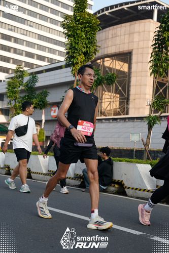 Race photo from Smartfren Run 2025 