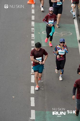 Race photo from Nu Skin Run 10K