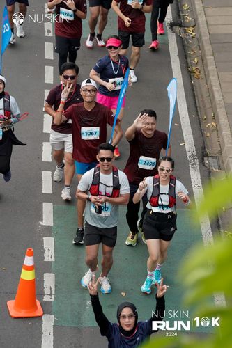 Race photo from Nu Skin Run 10K