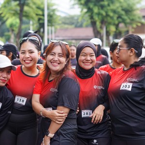 Race photo from FIRST SUNDAY RUN