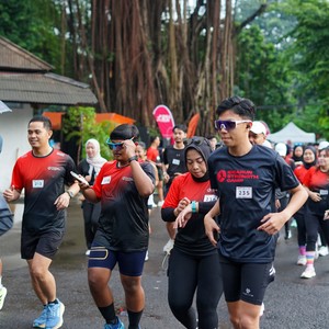 Race photo from FIRST SUNDAY RUN