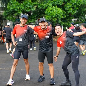 Race photo from FIRST SUNDAY RUN