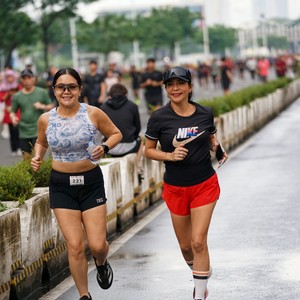 Race photo from FIRST SUNDAY RUN