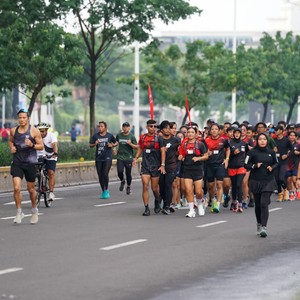 Race photo from FIRST SUNDAY RUN