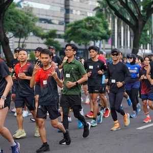 Race photo from FIRST SUNDAY RUN