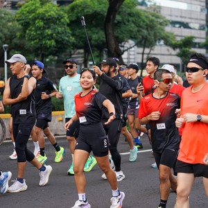 Race photo from FIRST SUNDAY RUN