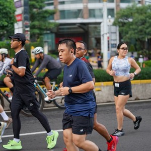 Race photo from FIRST SUNDAY RUN