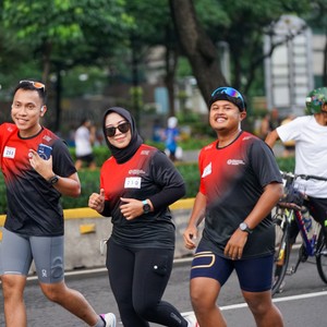 Race photo from FIRST SUNDAY RUN