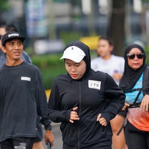 Race photo from FIRST SUNDAY RUN