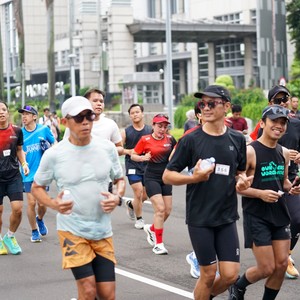 Race photo from FIRST SUNDAY RUN