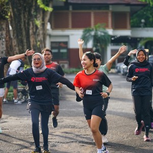 Race photo from FIRST SUNDAY RUN