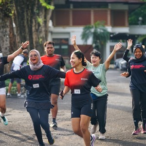 Race photo from FIRST SUNDAY RUN