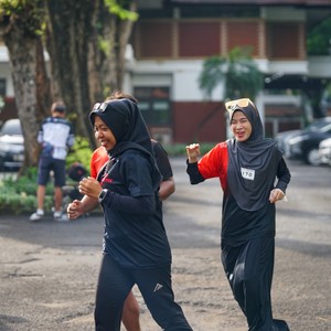 Race photo from FIRST SUNDAY RUN