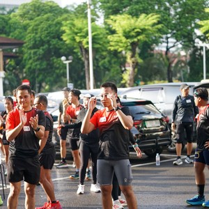 Race photo from FIRST SUNDAY RUN