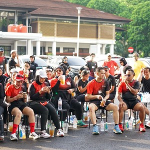 Race photo from FIRST SUNDAY RUN