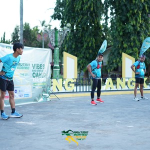 Race photo from VIBES AND STRENGTH CAMP ABR 2025