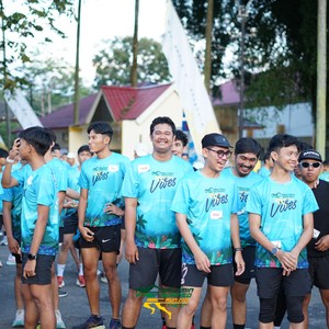 Race photo from VIBES AND STRENGTH CAMP ABR 2025