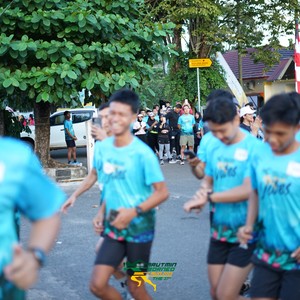 Race photo from VIBES AND STRENGTH CAMP ABR 2025