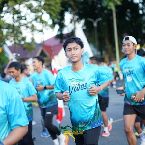 Race photo from VIBES AND STRENGTH CAMP ABR 2025