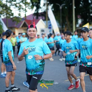 Race photo from VIBES AND STRENGTH CAMP ABR 2025