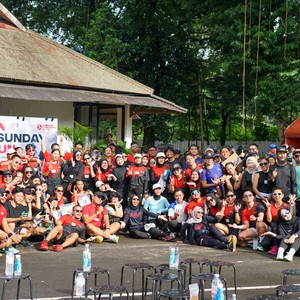 Race photo from FIRST SUNDAY RUN