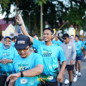 Race photo from VIBES AND STRENGTH CAMP ABR 2025