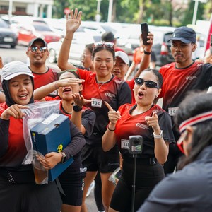 Race photo from FIRST SUNDAY RUN