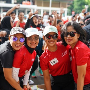 Race photo from FIRST SUNDAY RUN