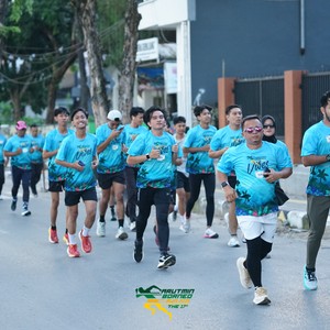 Race photo from VIBES AND STRENGTH CAMP ABR 2025