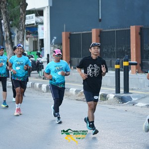 Race photo from VIBES AND STRENGTH CAMP ABR 2025