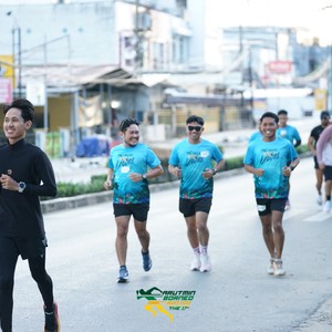 Race photo from VIBES AND STRENGTH CAMP ABR 2025