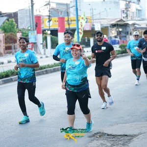 Race photo from VIBES AND STRENGTH CAMP ABR 2025