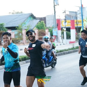 Race photo from VIBES AND STRENGTH CAMP ABR 2025